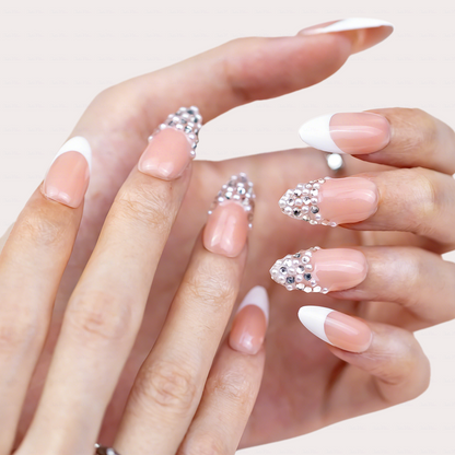 Pearl Elegance – Medium Almond Press-Ons with Pearl Clusters