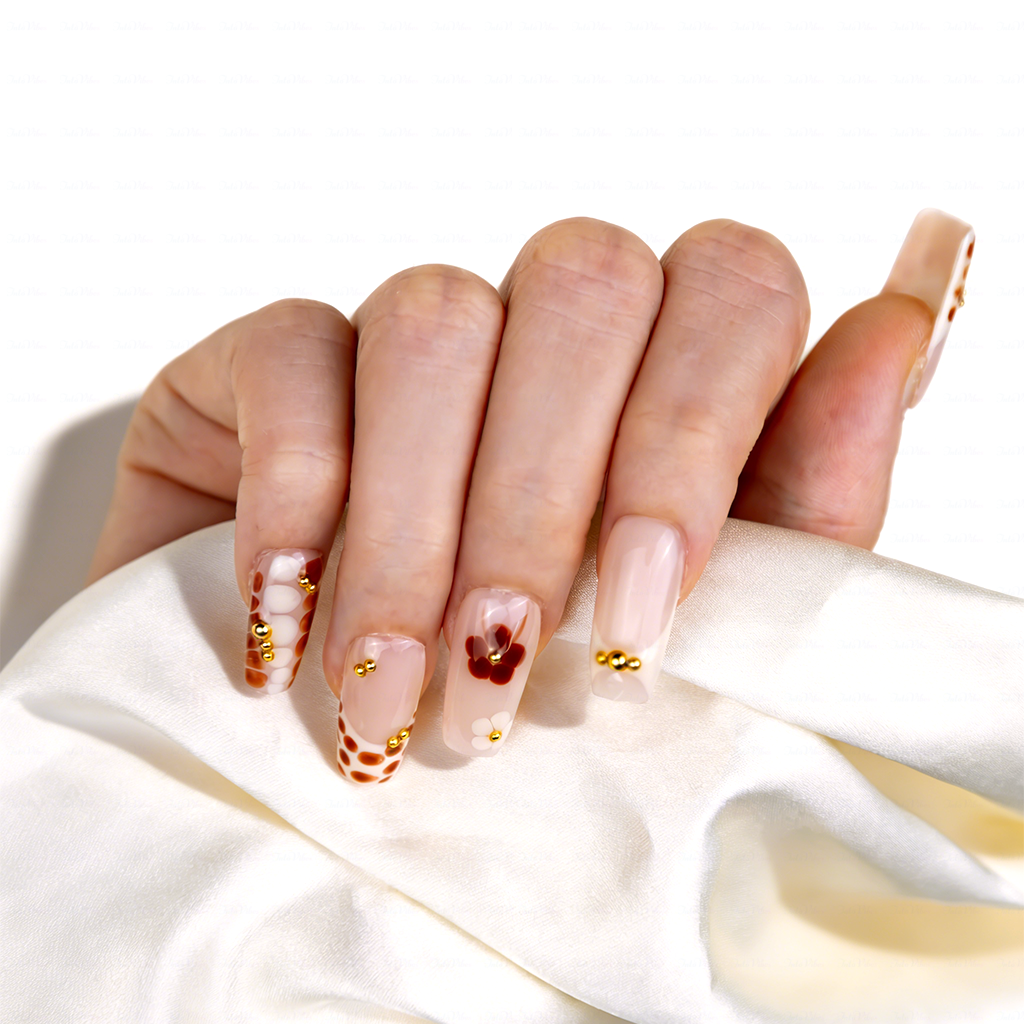 Caramel Spot – Nude Brown Short Square Press-Ons with Leopard Print & Gold Bead Accents