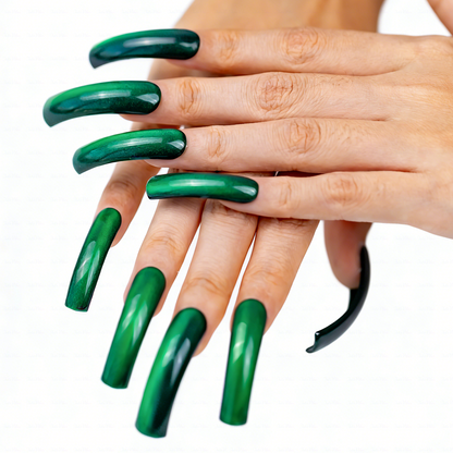 Emerald Glow – Emerald Green Long Downward Curved Press-Ons with Magnetic Light-Shifting Cat Eye Finish