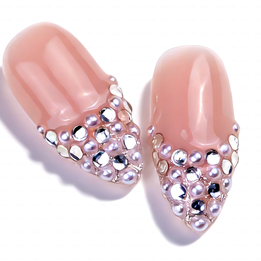 Pearl Elegance – Medium Almond Press-Ons with Pearl Clusters