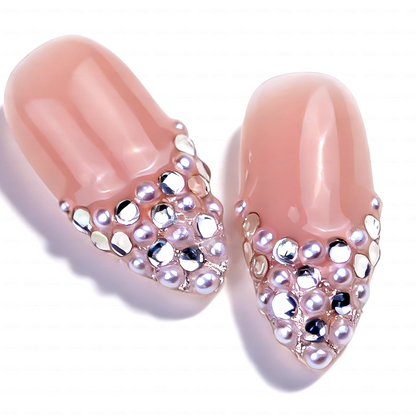 Pearl Elegance – Medium Almond Press-Ons with Pearl Clusters