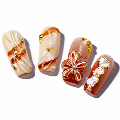 Coastal Pearl – Nude White Short Square Press-Ons with 3D Starfish & Seashell Accents