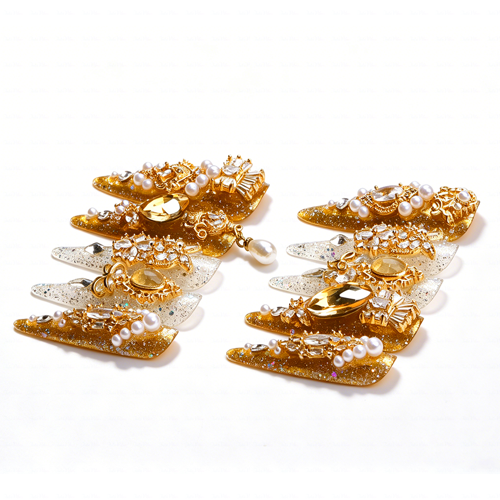 Made-to-Order | Champagne Regal Pearl – Gold & Ivory Glitter Long Stiletto Press-Ons with Pearl Gem Charms