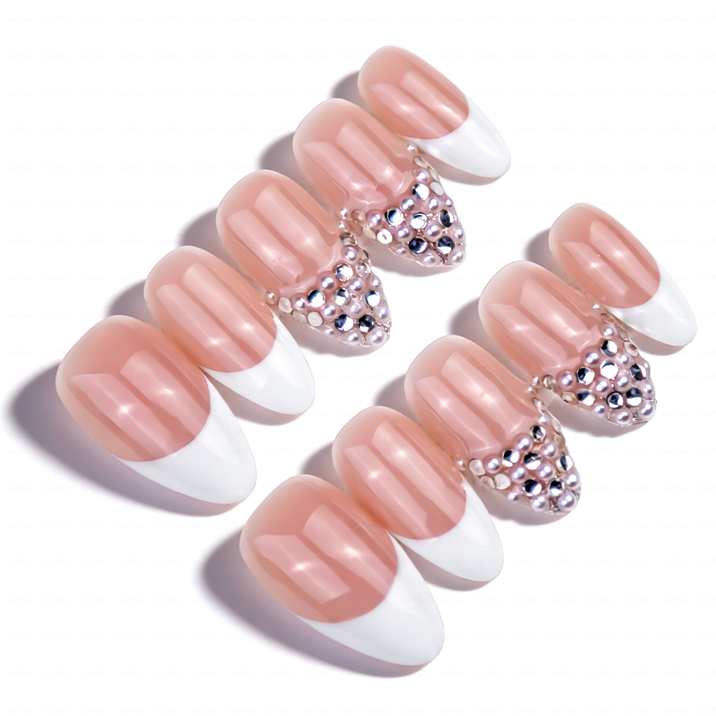 Pearl Elegance – Medium Almond Press-Ons with Pearl Clusters