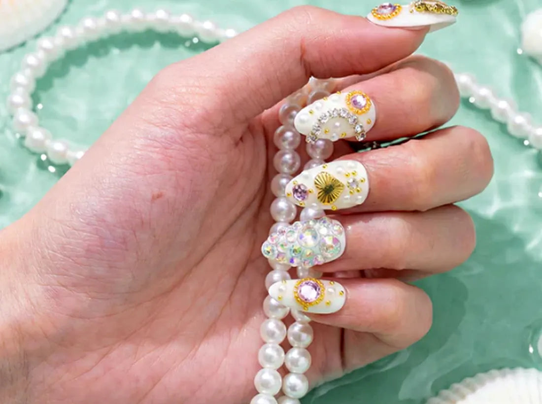 Icy aura custom nails